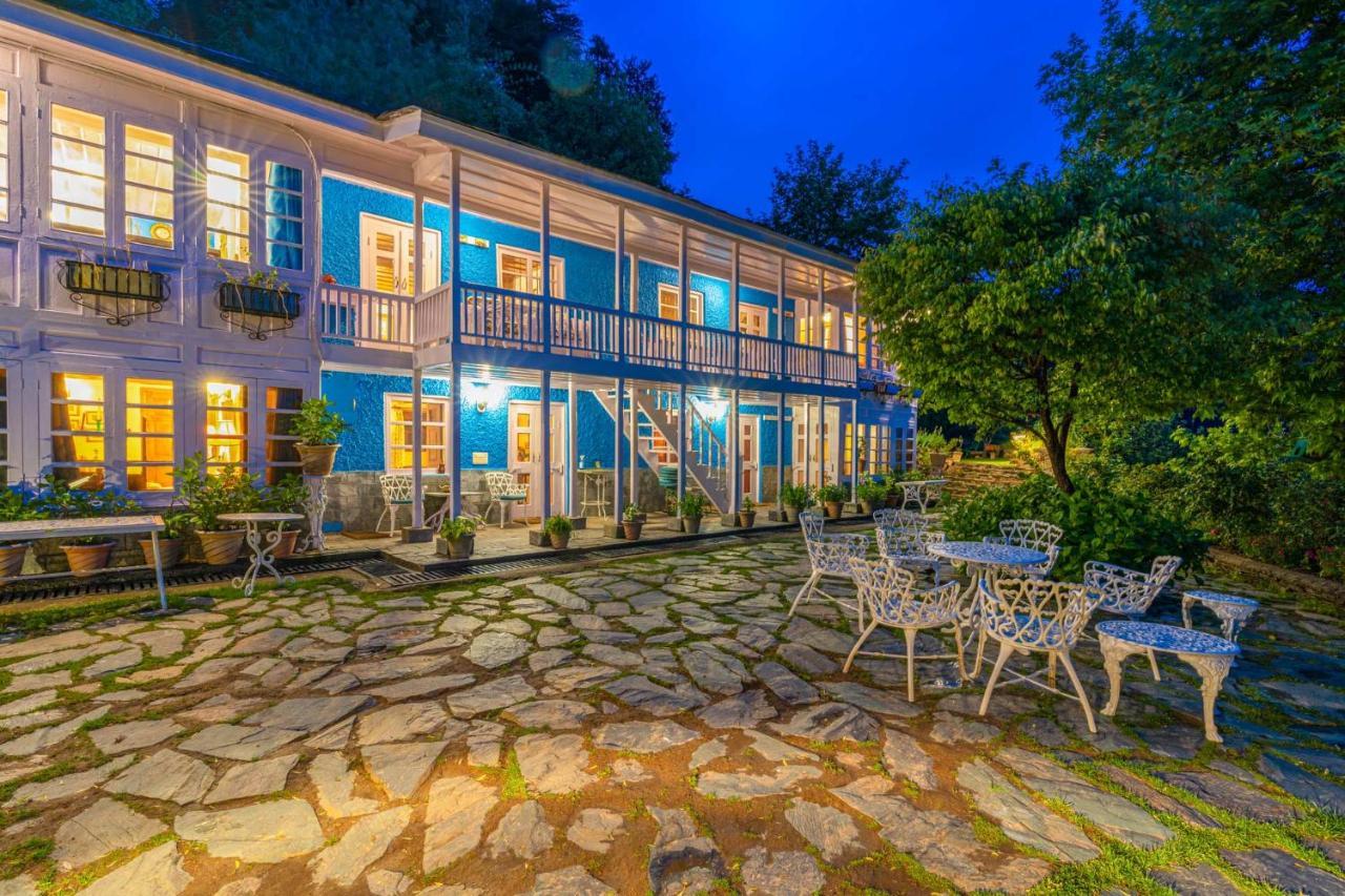 Stayvista At Violet Hill With Bonfire, Gazebo & Hill View Shimla Buitenkant foto